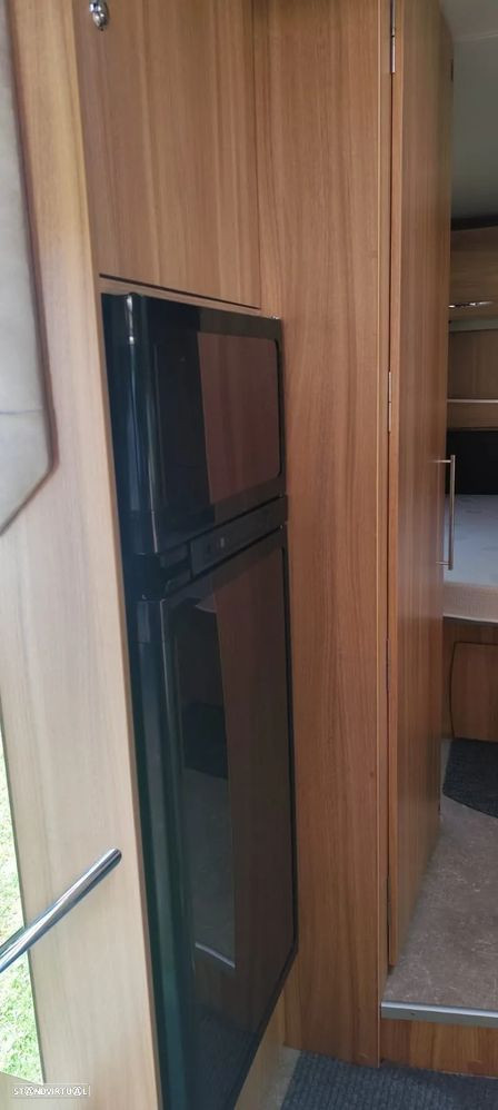 Challenger Genesis 69 cama central e basculante