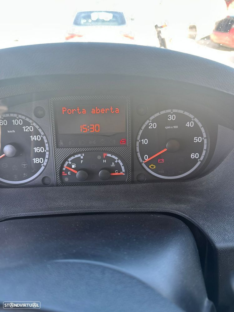 Rapido Serie 6F 691 cama central