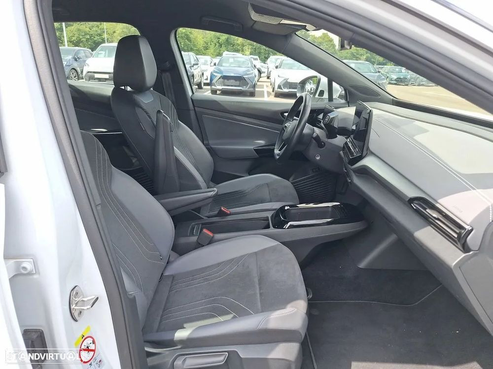 VW ID.5 Pro c/ Infotainment-Pack