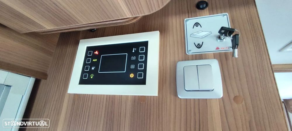 McLouis mc2 72 Cama Central e basculante