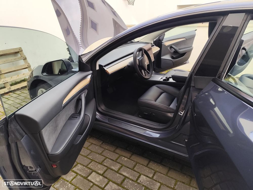 Tesla Model 3 Long Range Tração Integral