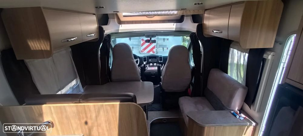 Challenger Genesis 69 cama central e basculante