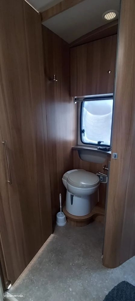 Challenger Genesis 69 cama central e basculante