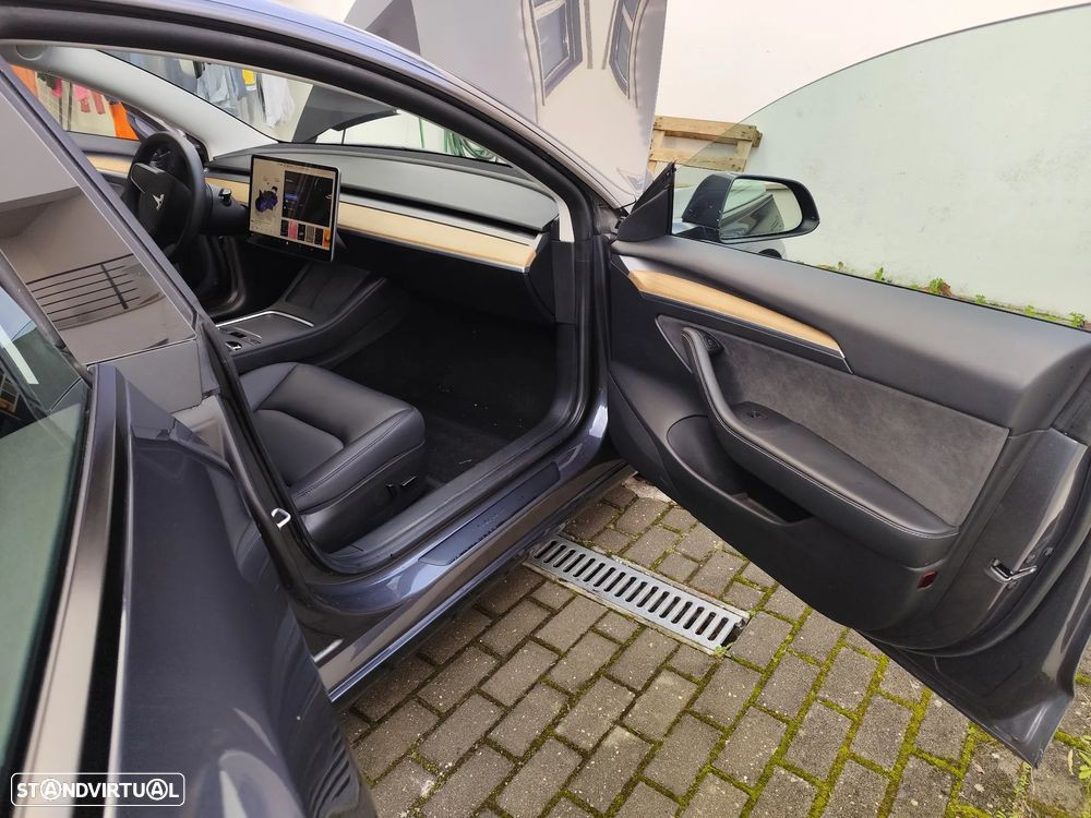 Tesla Model 3 Long Range Tração Integral