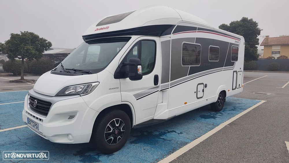 Dethleffs Premium Class 4 Travel cama central