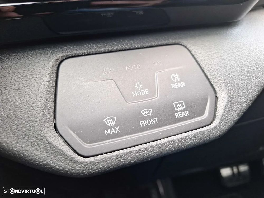 VW ID.5 Pro c/ Infotainment-Pack
