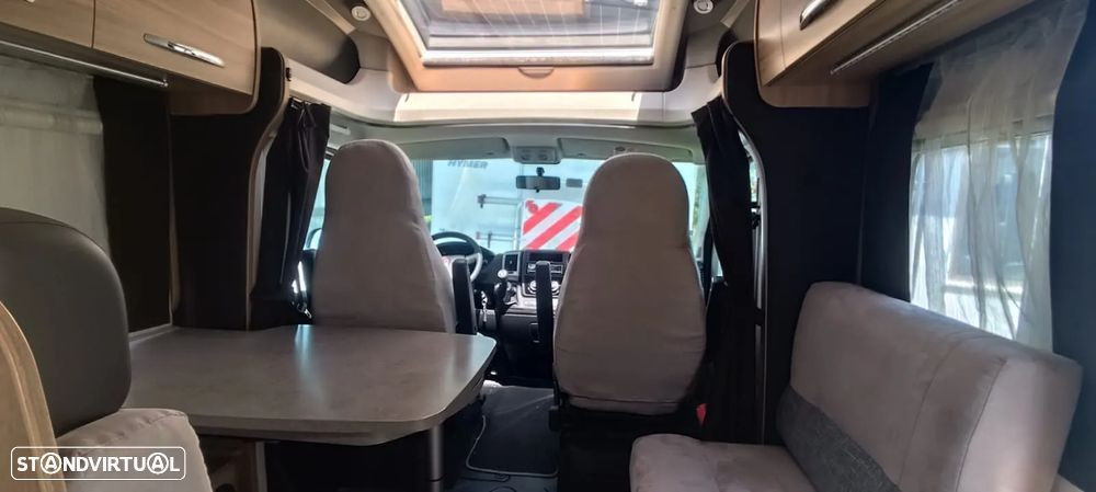 Challenger Genesis 69 cama central e basculante