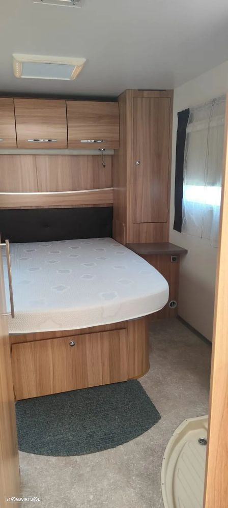 Challenger Genesis 69 cama central e basculante