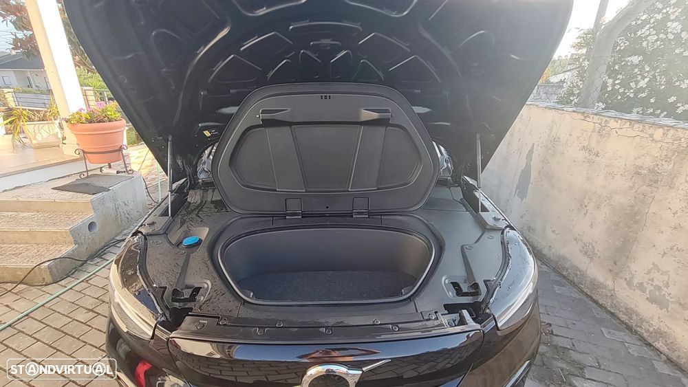 Volvo XC 40 Recharge 69 kWh Single Motor Plus