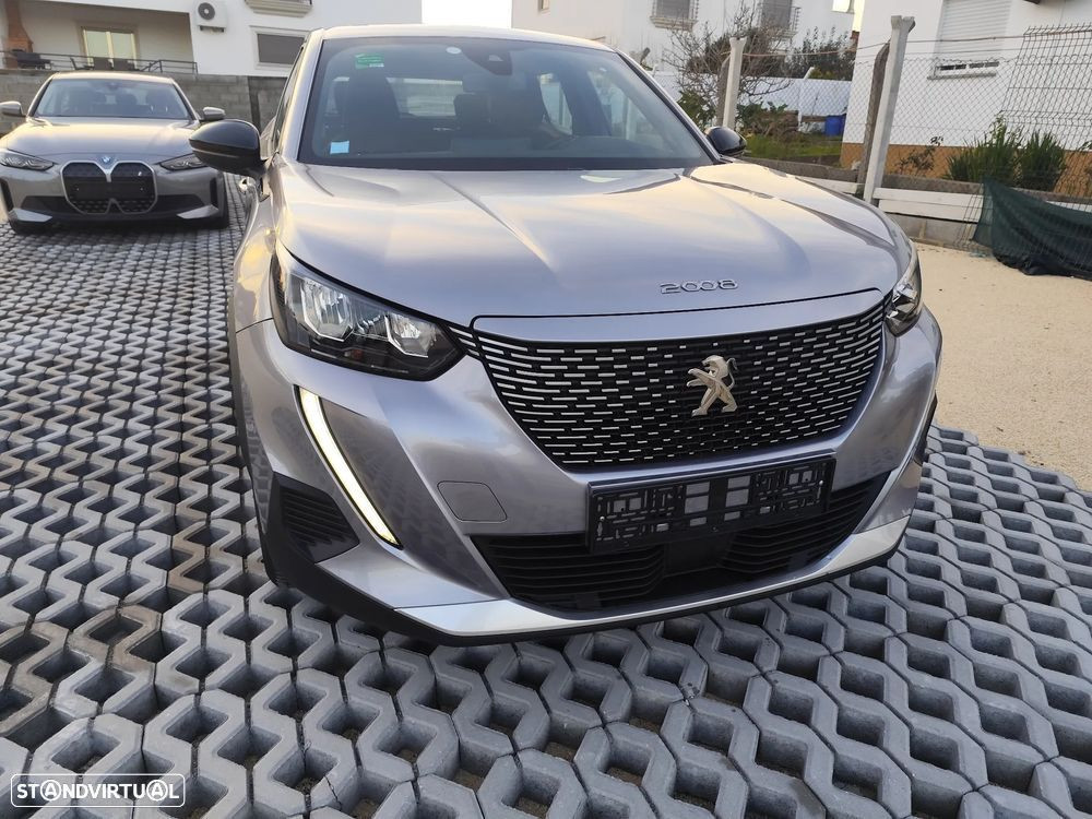 Peugeot e-2008 Active Pack