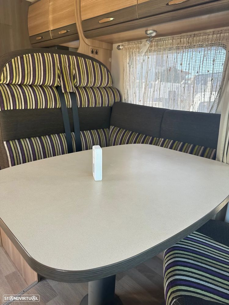 Rapido Serie 6F 691 cama central