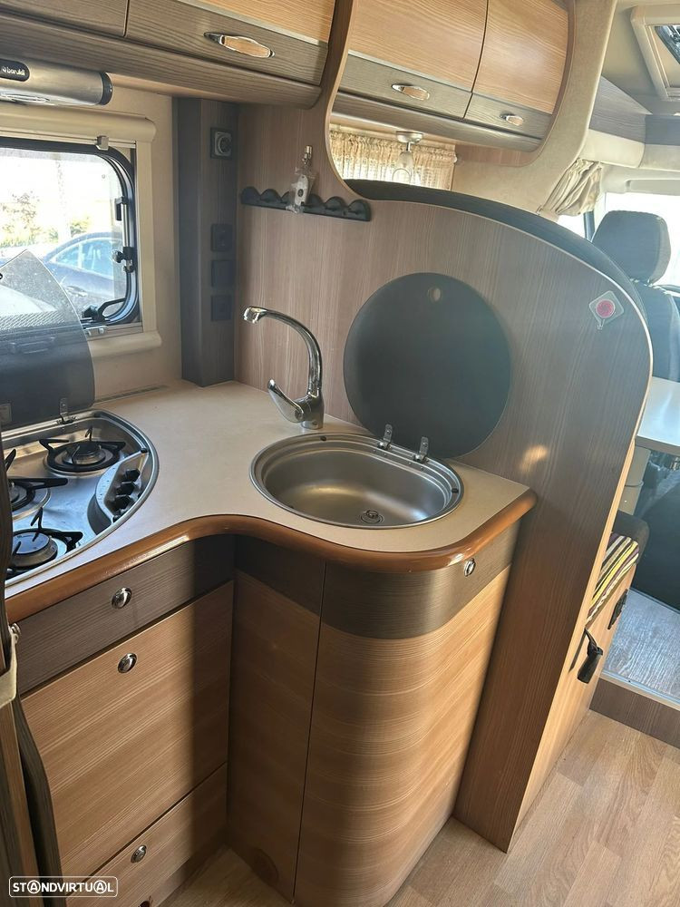 Rapido Serie 6F 691 cama central