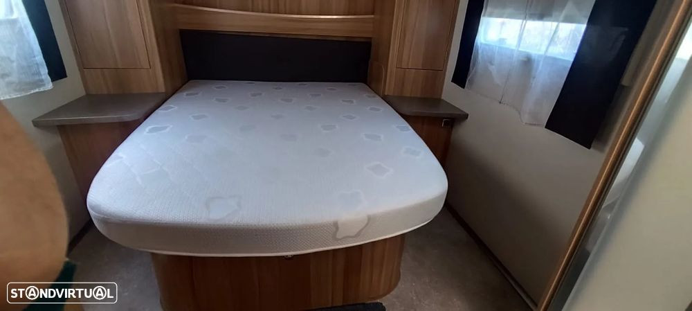 Challenger Genesis 69 cama central e basculante