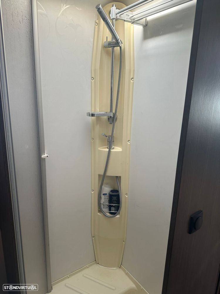 Rapido Serie 6F 691 cama central