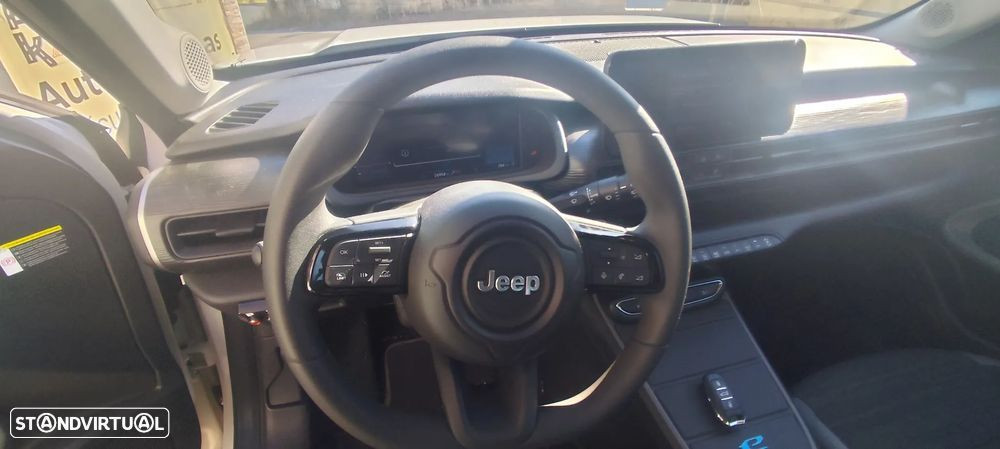 Jeep Avenger 54 kWh Longitude