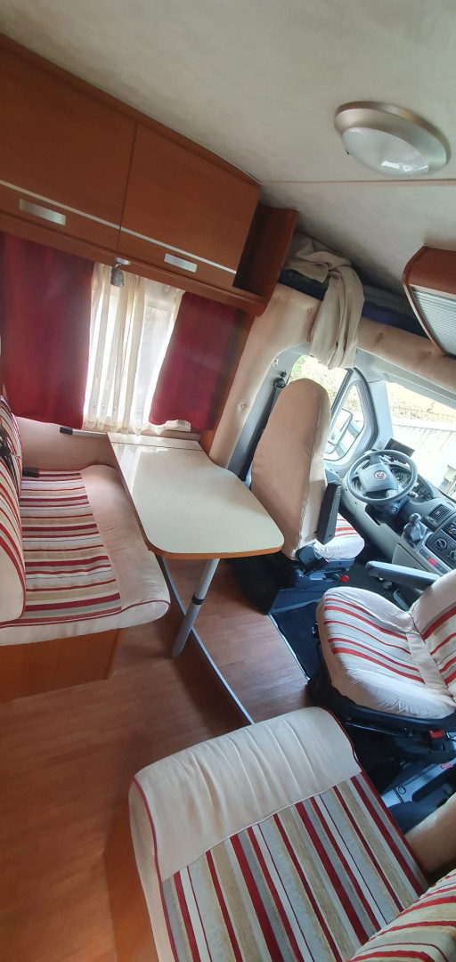 Elnagh Baron 580 cama central