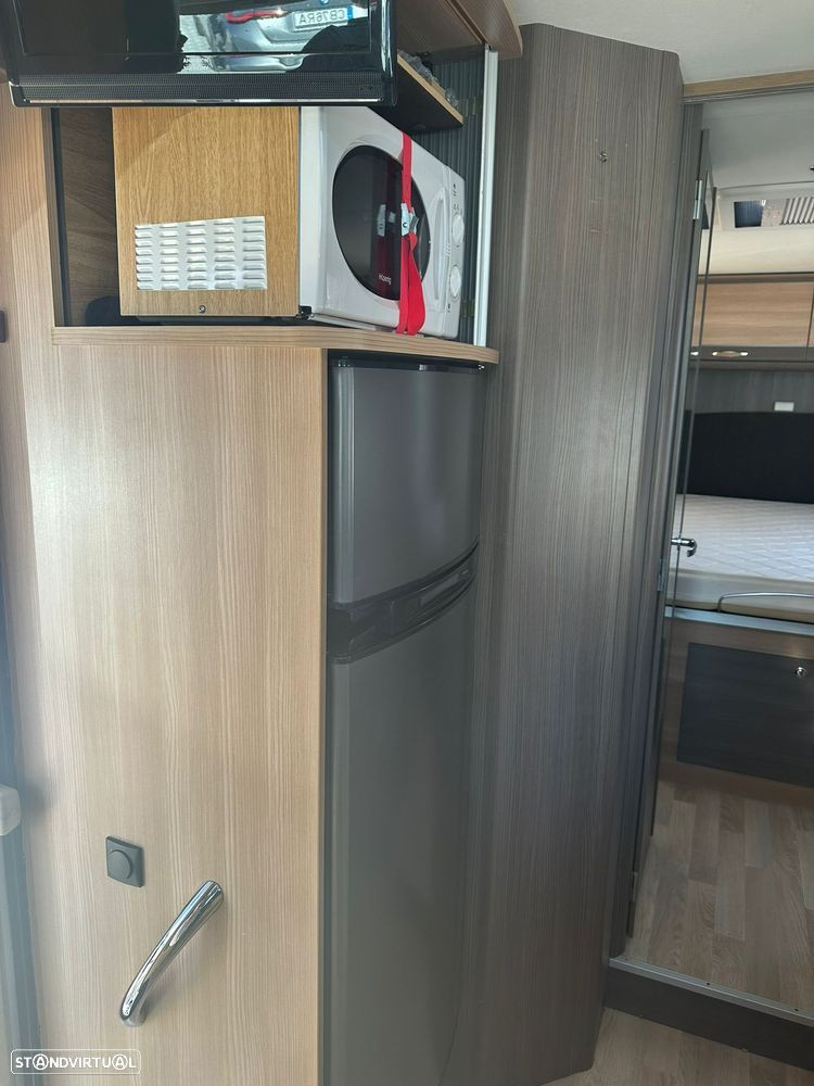 Rapido Serie 6F 691 cama central