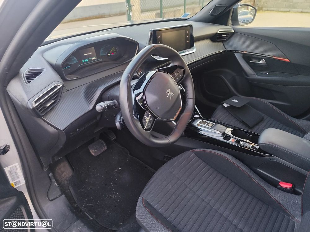 Peugeot e-2008 Active Pack