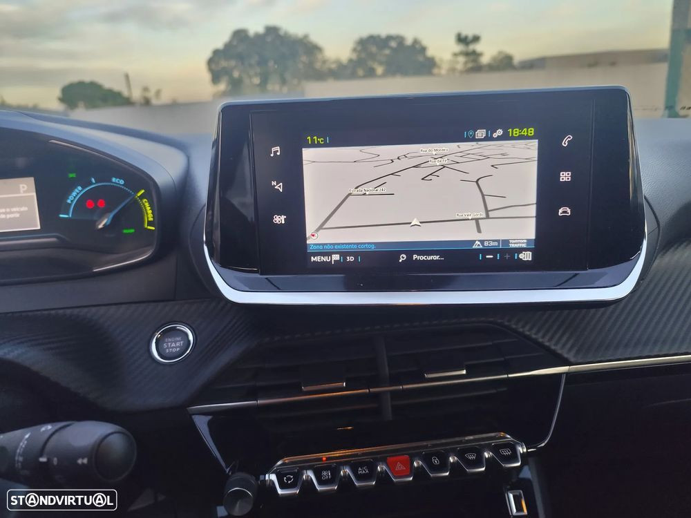 Peugeot e-2008 Active Pack