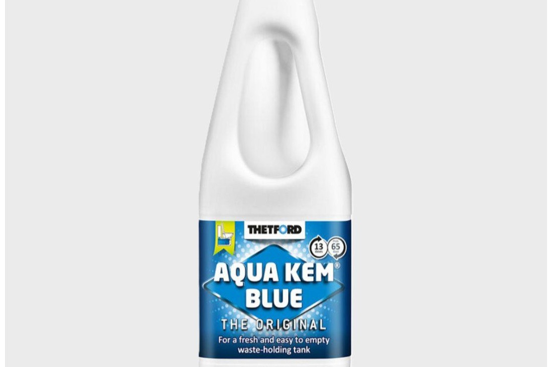 Aqua kem blue 2 LT