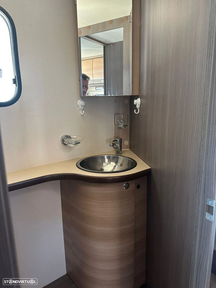 Rapido Serie 6F 691 cama central