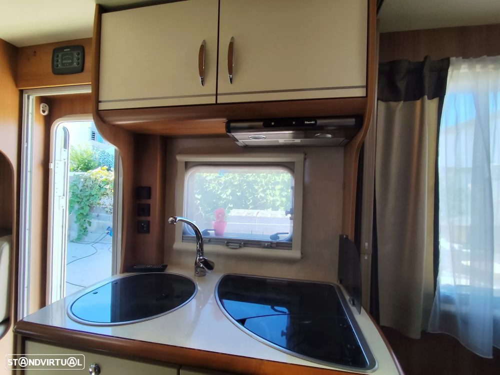 Rapido Le Randonneur 690 cama central