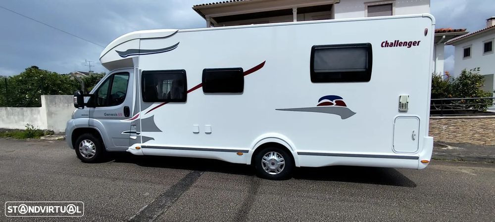 Challenger Genesis 69 cama central e basculante