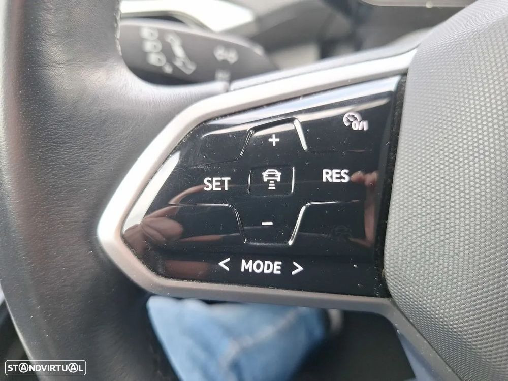 VW ID.5 Pro c/ Infotainment-Pack