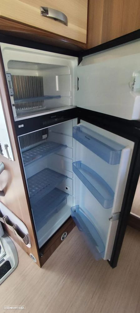 McLouis mc2 72 Cama Central e basculante