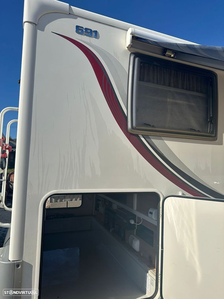 Rapido Serie 6F 691 cama central