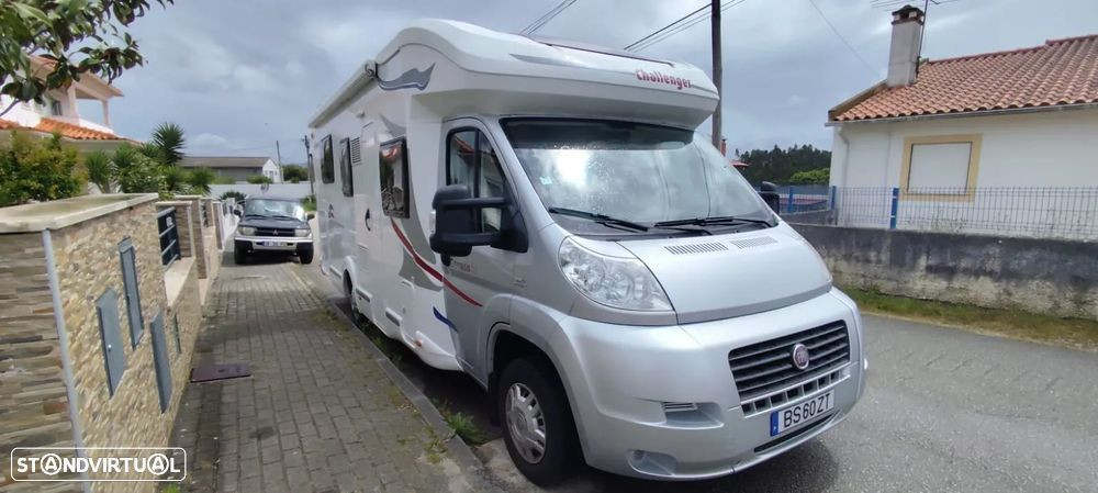 Challenger Genesis 69 cama central e basculante