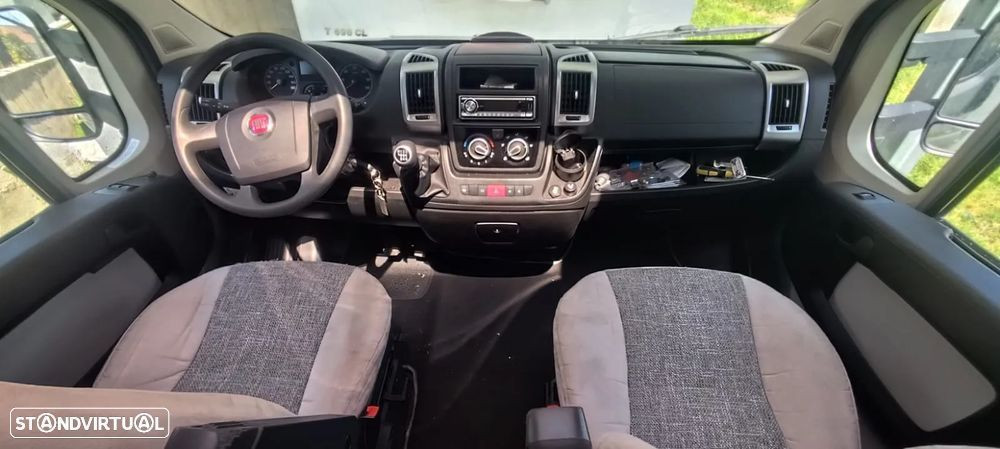 Challenger Genesis 69 cama central e basculante