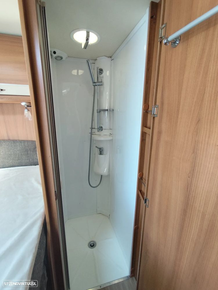 Rapido Le Randonneur 690 cama central